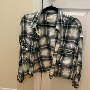 Abercrombie and fitch cropped flannel